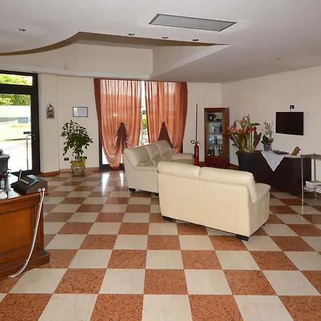 Eolo Hotel